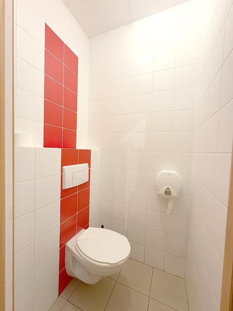 Hala Hostel - Pokoje Na Wylacznosc Tuz Przy Dworcu Gdynia Extérieur photo